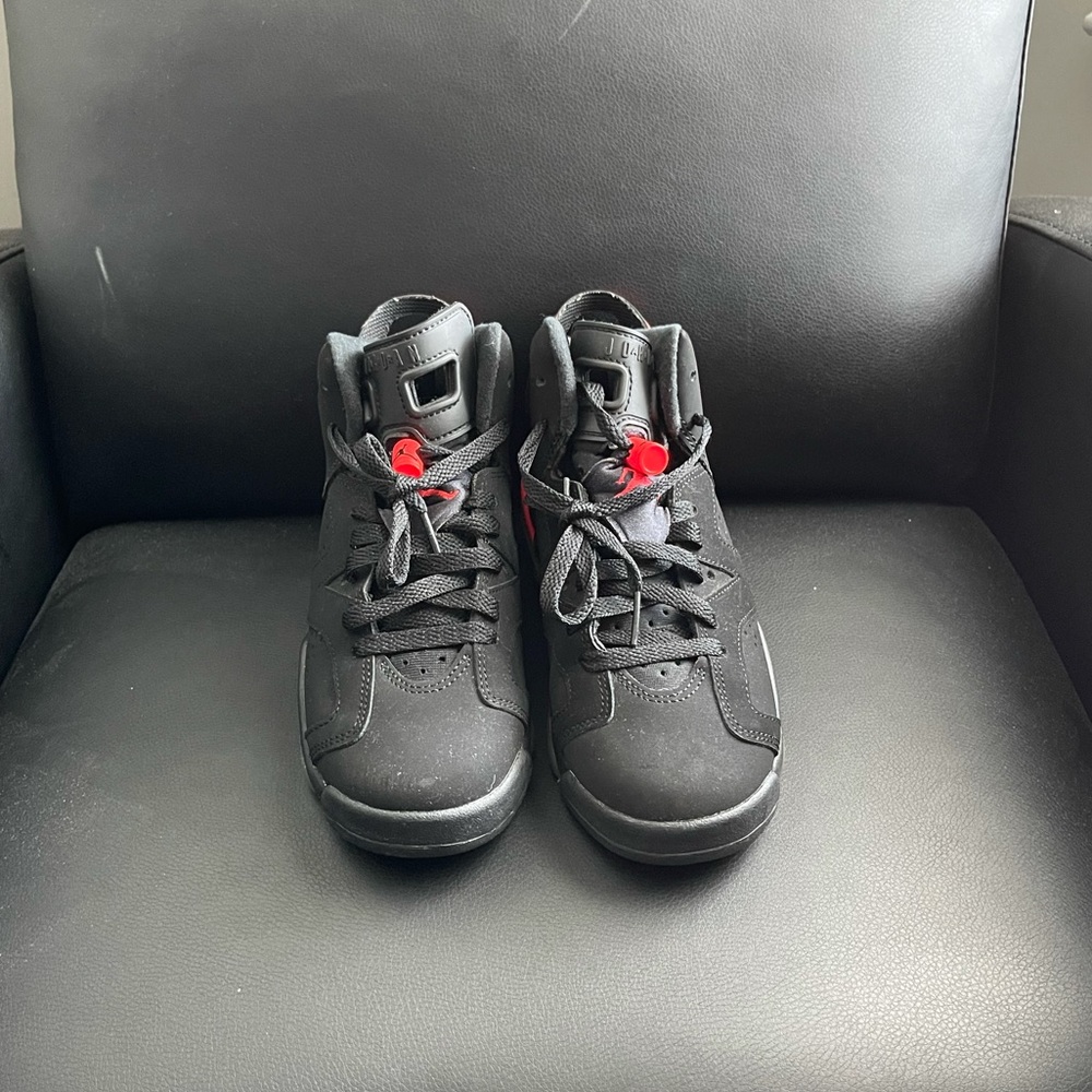 Jordan Retro 6 Infrared size 4.5Y